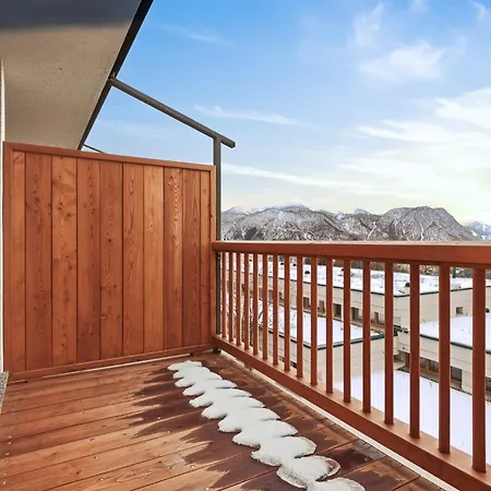 Hostdomus - Sansicario R8 Apartman